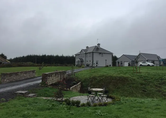 Frühstückspension Lyntom House